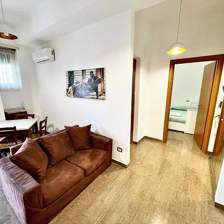 Interno Dieci Рим Екстериор снимка