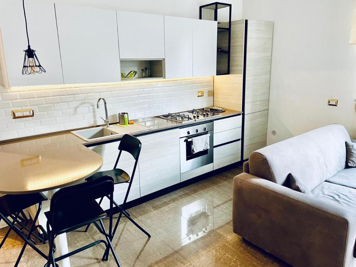 Interno Dieci Рим Екстериор снимка