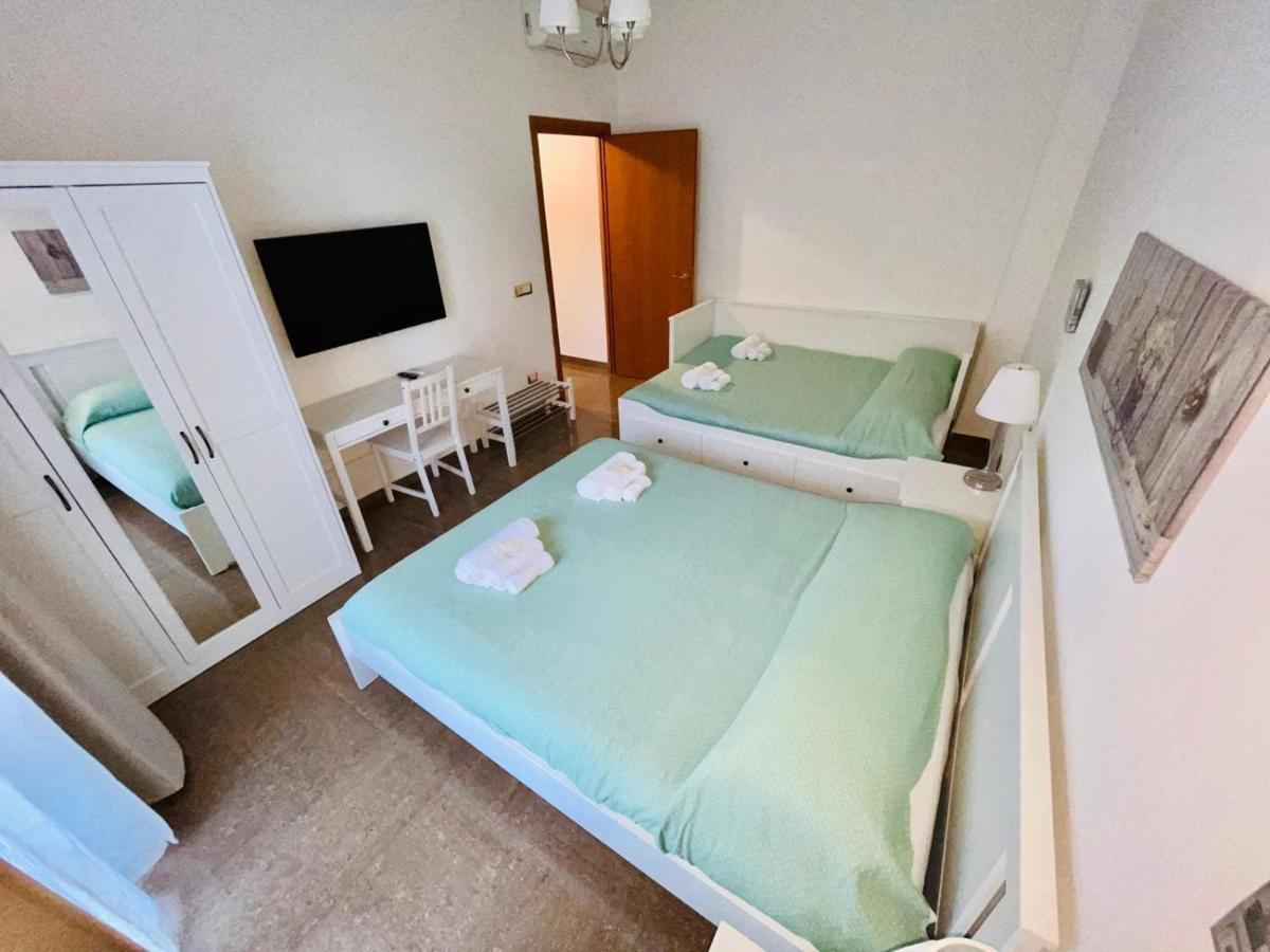 Interno Dieci Рим Екстериор снимка
