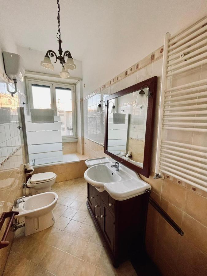 Interno Dieci Рим Екстериор снимка